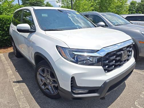 White 2023 Honda Passport EX-L