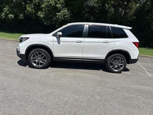 White 2023 Honda Passport EX-L