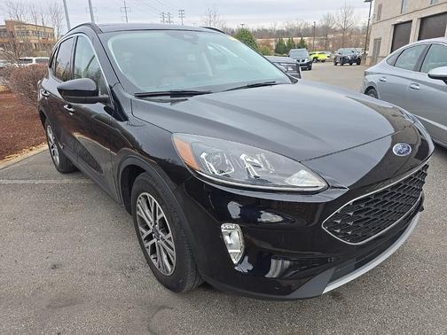 2021 Ford Escape SEL