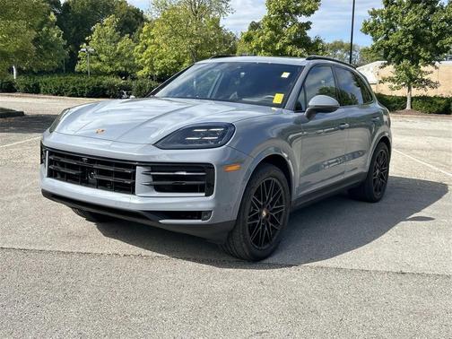 2024 Porsche Cayenne S