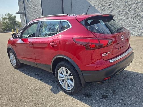 2017 Nissan Rogue Sport SV