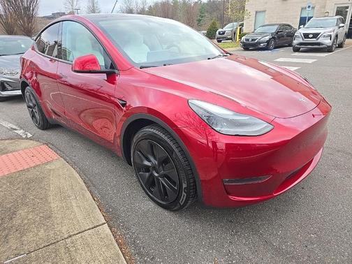 2024 Tesla Model Y Long Range