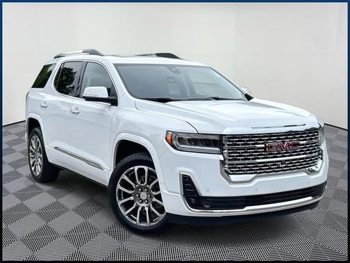 2022 GMC Acadia Denali