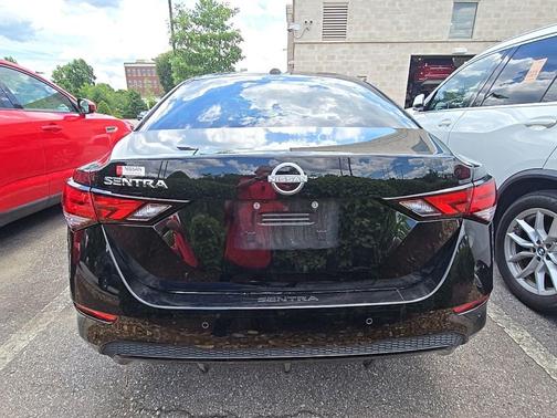 Black 2024 Nissan Sentra SV