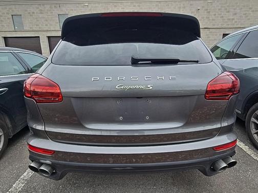2018 Porsche Cayenne S