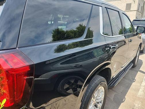 Onyx Black 2021 GMC Yukon SLT