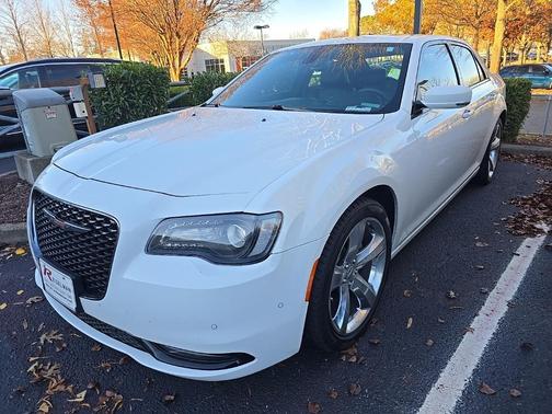 2023 Chrysler 300 S