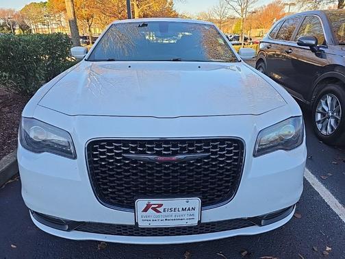 2023 Chrysler 300 S