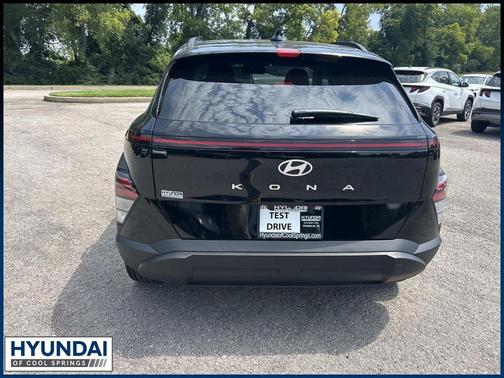 Abyss Black Pearl 2026 Hyundai KONA SEL Sport