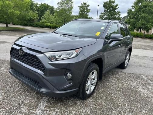 Magnetic Gray Metallic 2019 Toyota RAV4 XLE