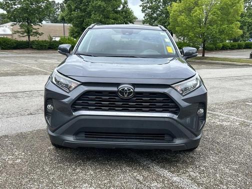 Magnetic Gray Metallic 2019 Toyota RAV4 XLE