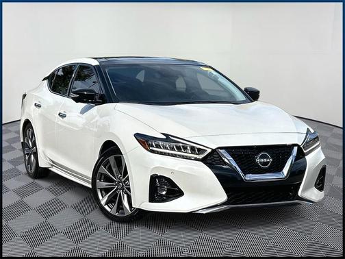 2023 Nissan Maxima Platinum