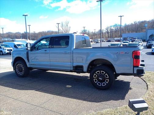 2025 Ford F-250 Platinum