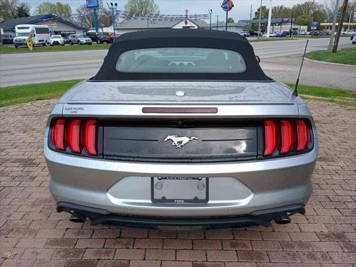 2022 Ford Mustang EcoBoost Premium