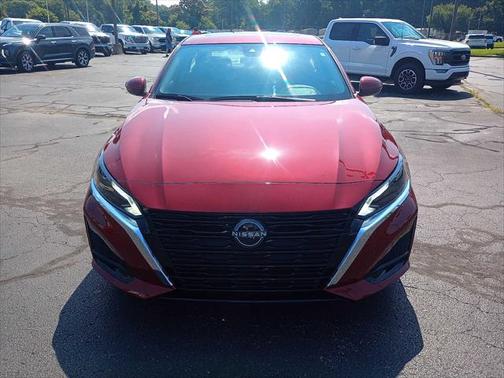 2025 Nissan Altima SV FWD