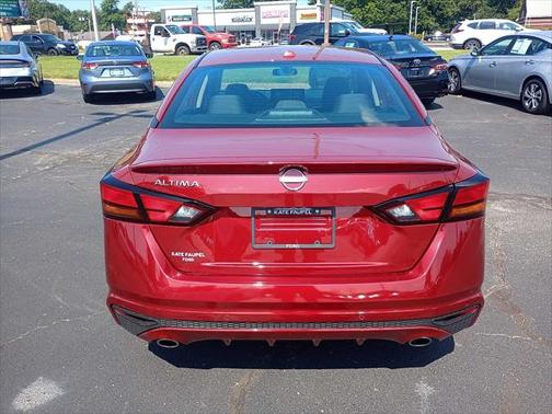 2025 Nissan Altima SV FWD