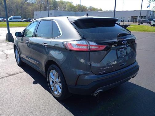 2023 Ford Edge Titanium