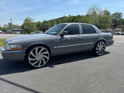 2004 Mercury Grand Marquis GS