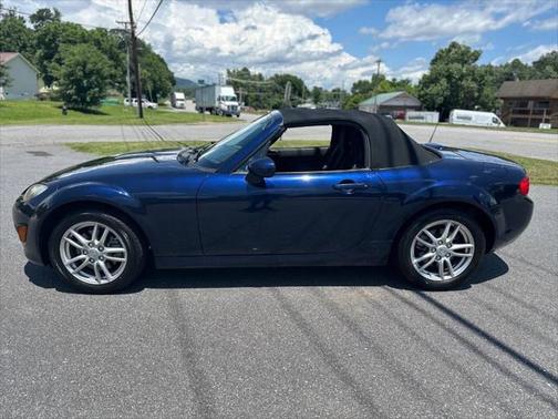 2012 Mazda MX-5 Miata Sport