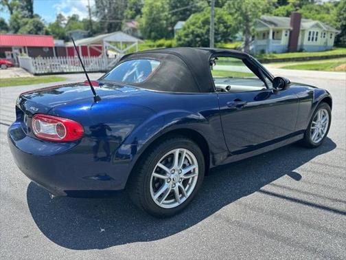 2012 Mazda MX-5 Miata Sport