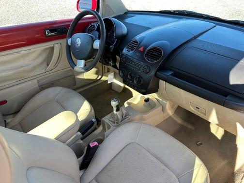 2007 Volkswagen New Beetle 2.5