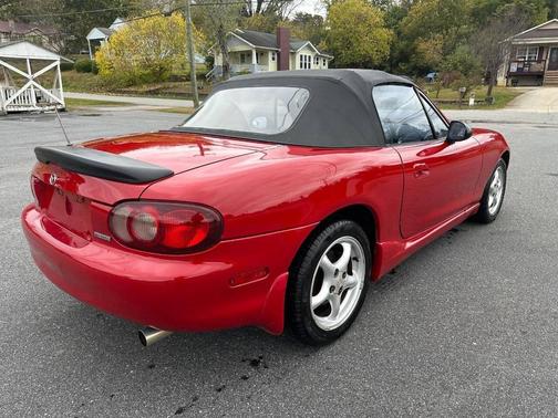 2002 Mazda MX-5 Miata Cloth