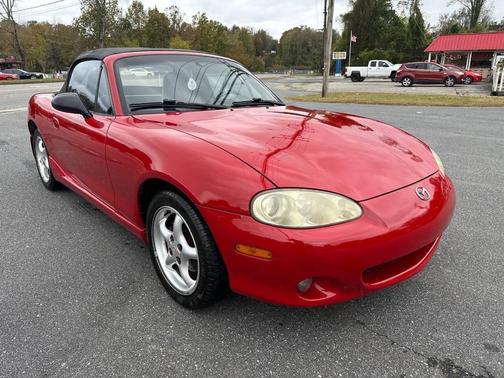 2002 Mazda MX-5 Miata Cloth