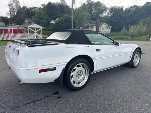1991 Chevrolet Corvette Base