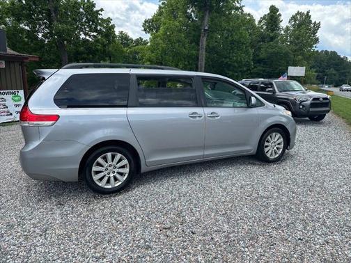 2011 Toyota Sienna Limited