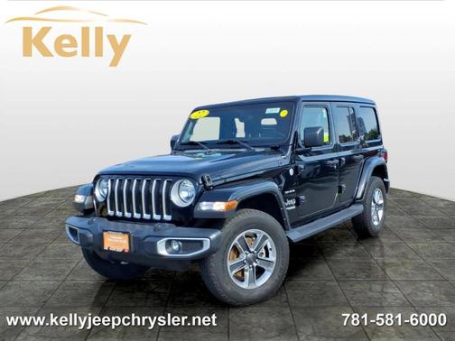 Black Clearcoat 2022 Jeep Wrangler Unlimited Sahara
