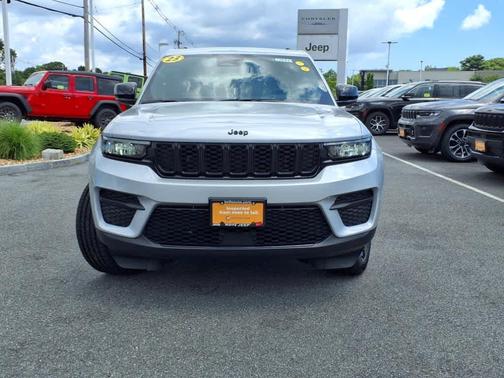 2023 Jeep Grand Cherokee Altitude