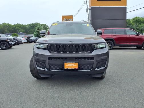 2023 Jeep Grand Cherokee L Laredo