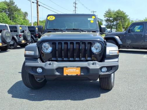 Black Clearcoat 2022 Jeep Wrangler Unlimited Sport