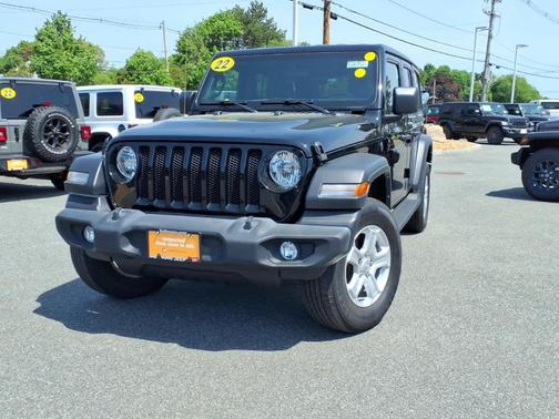 Black Clearcoat 2022 Jeep Wrangler Unlimited Sport
