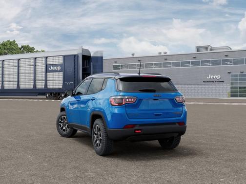 Hydro Blue Pearlcoat 2026 Jeep Compass Trailhawk