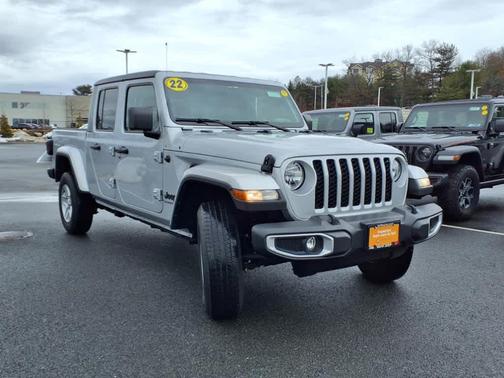 2022 Jeep Gladiator Sport