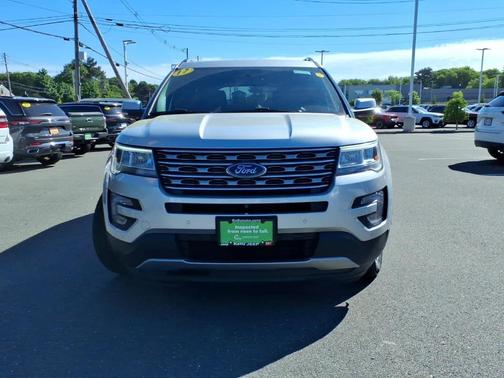 Ingot Silver 2017 Ford Explorer Limited