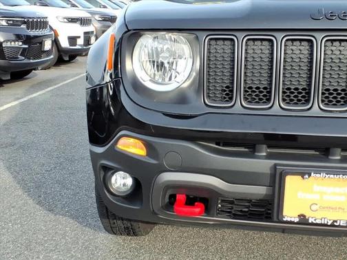 2023 Jeep Renegade Trailhawk