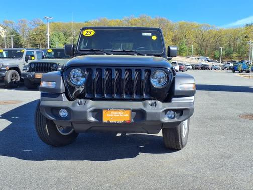 2023 Jeep Wrangler Sport