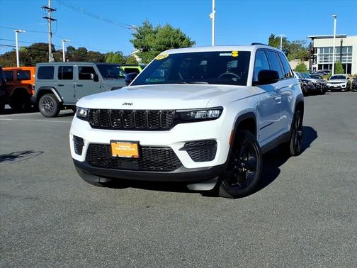 2023 Jeep Grand Cherokee Altitude