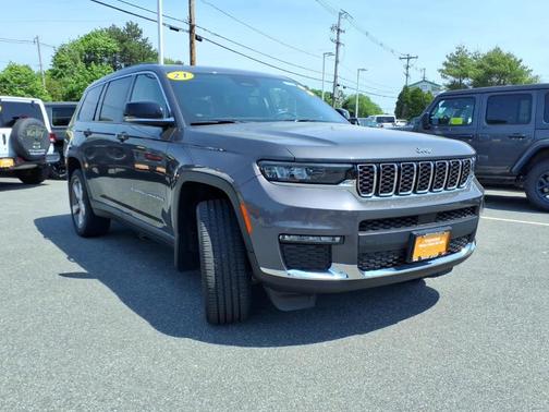 Metallic 2021 Jeep Grand Cherokee L Limited