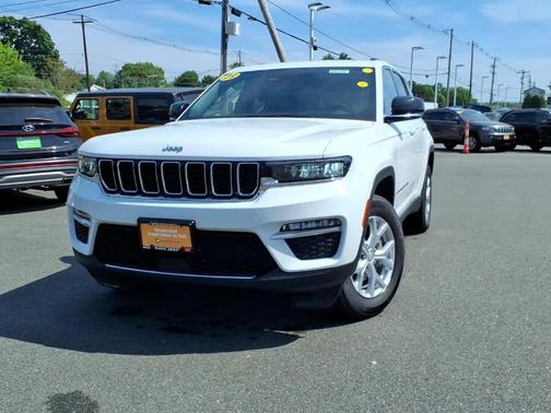 Bright White Clearcoat 2023 Jeep Grand Cherokee Limited