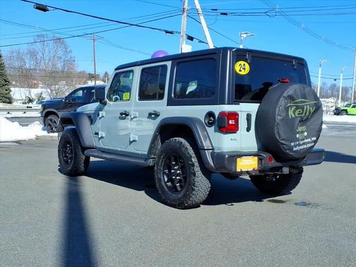 2024 Jeep Wrangler Sport