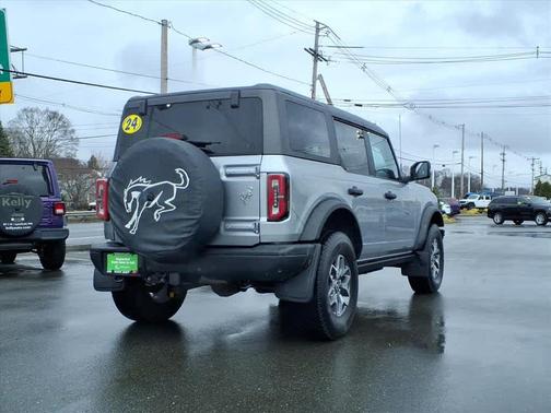 Iconic Silver 2024 Ford Bronco Badlands