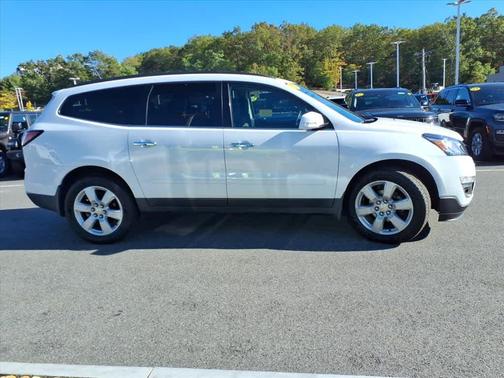 2017 Chevrolet Traverse 1LT