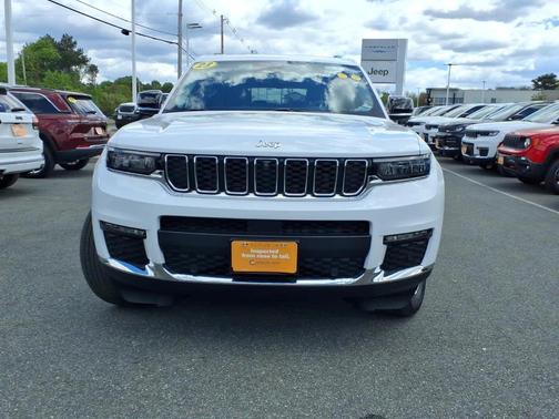 Bright White Clearcoat 2023 Jeep Grand Cherokee L Limited