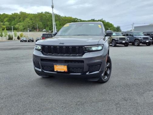 2023 Jeep Grand Cherokee L Laredo