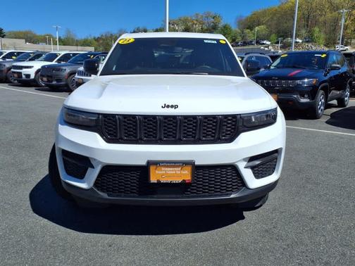 2023 Jeep Grand Cherokee Altitude