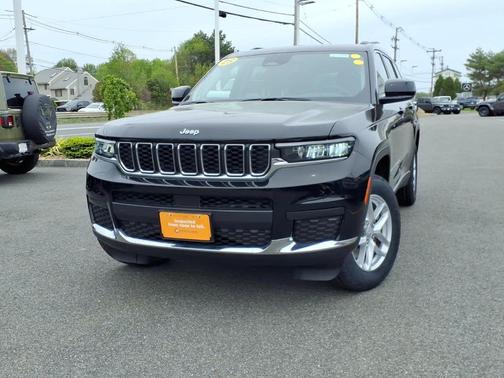 Diamond Black 2023 Jeep Grand Cherokee L Laredo