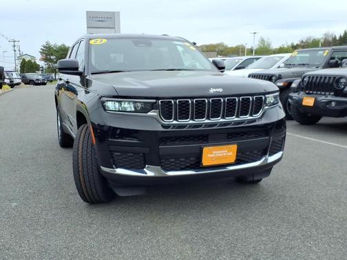 Diamond Black 2023 Jeep Grand Cherokee L Laredo